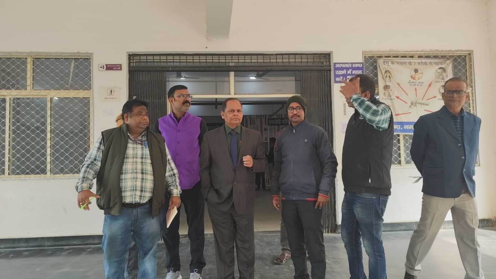 सीएस ने अनुमंडलीय अस्पताल का किया निरीक्षण