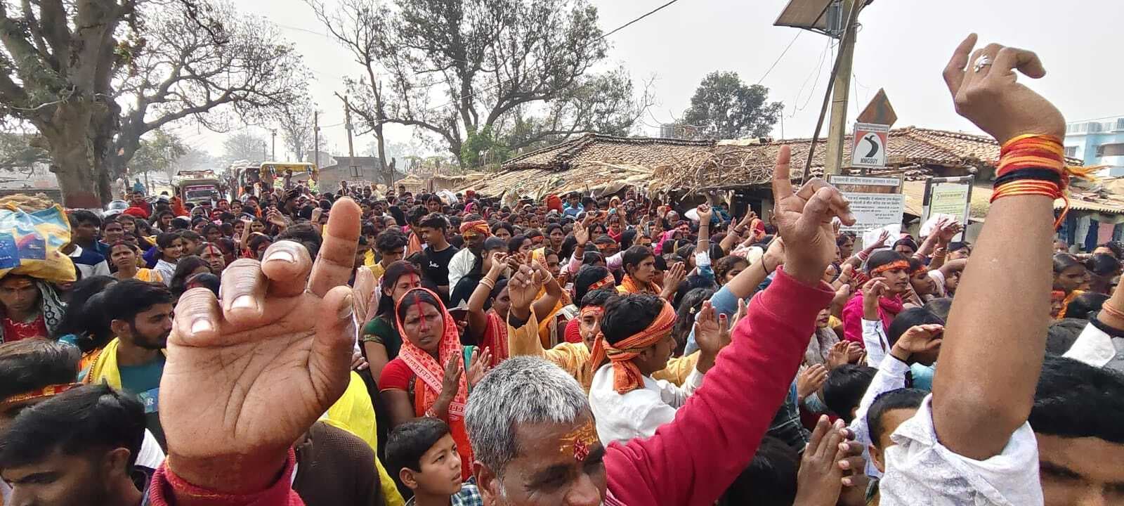 बाबा पतेश्वरनाथ पर जलाभिषेक के साथ रथ यात्रा का समापन