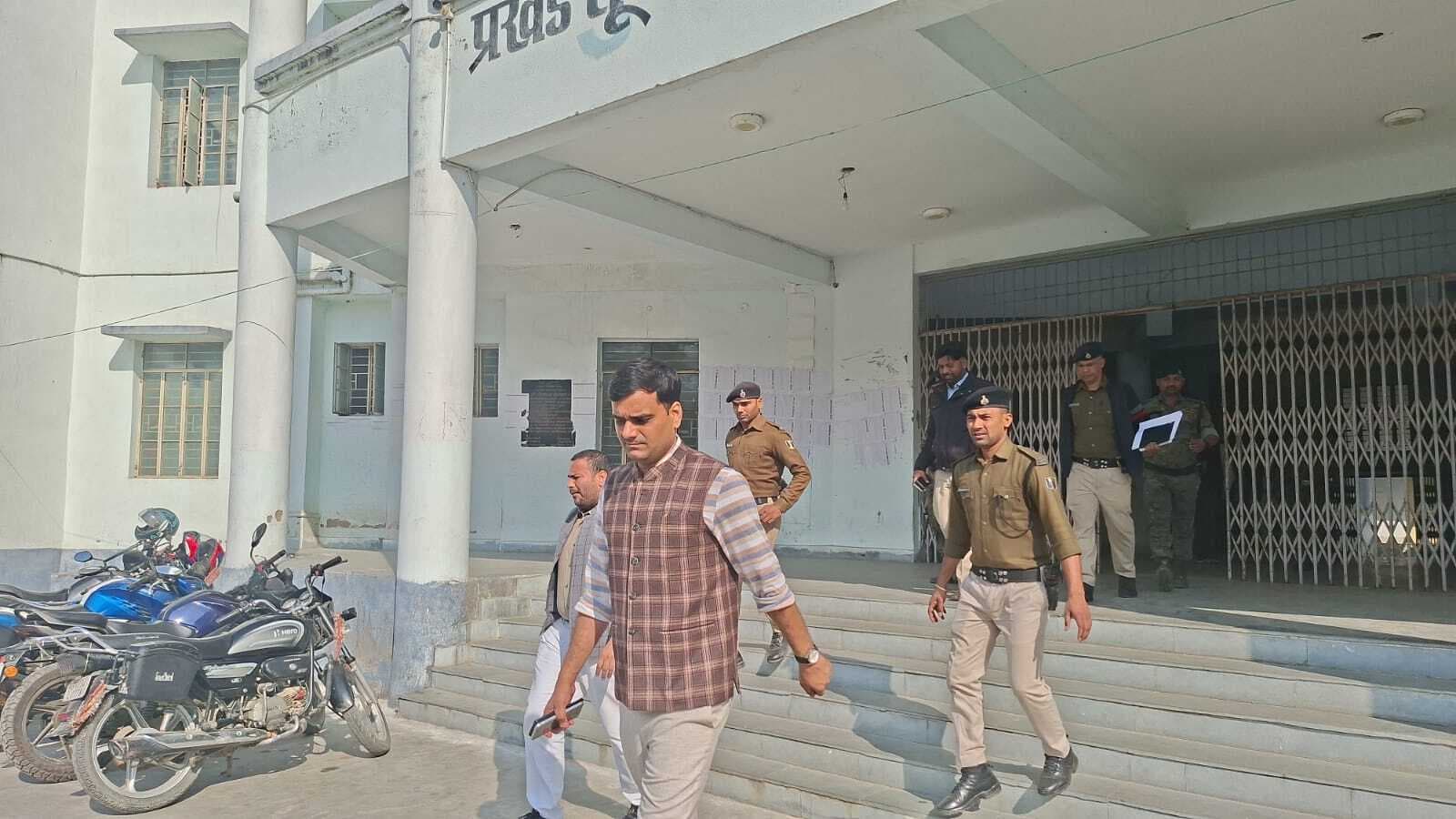 अपना किसान पंजीकरण जल्द से जल्द पूरा करवा लें, डीएम