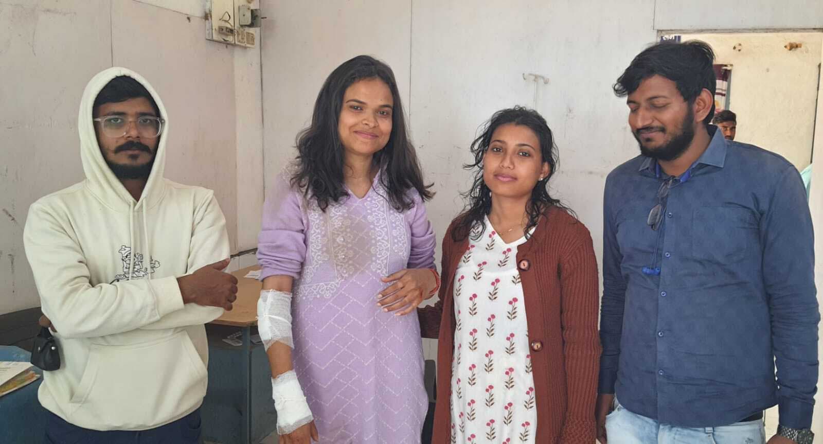 पिंड़रा पहाड़ के समीप स्कूटी दुर्घटना में सहरसा की महिला कृषि विशेषज्ञ घायल