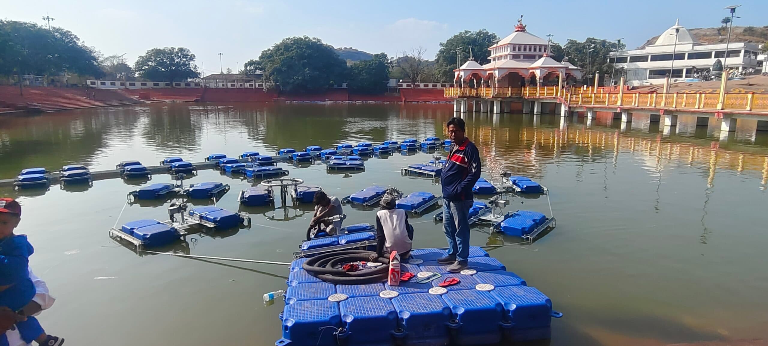 आठ करोड़ की योजना, चार माह की सुस्ती : पापहारिणी सरोवर में लेजर-लाइट एंड साउंड शो बना फाइलों का शो