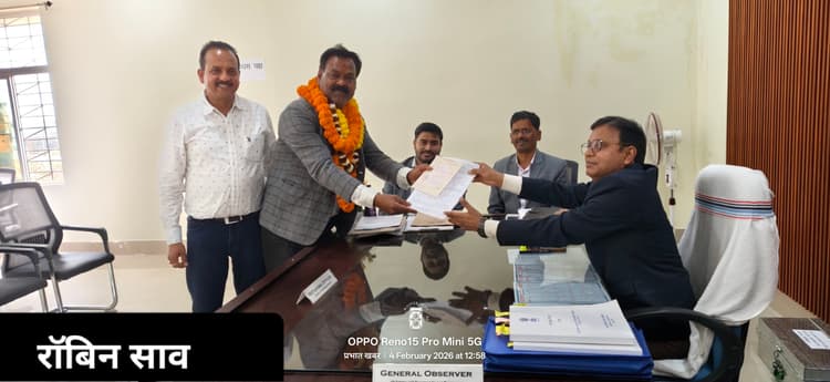 Giridih News :धनवार नगर पंचायत : अध्यक्ष पद के लिए अंतिम दिन छह प्रत्याशियों ने किया नामांकन, कुल 14