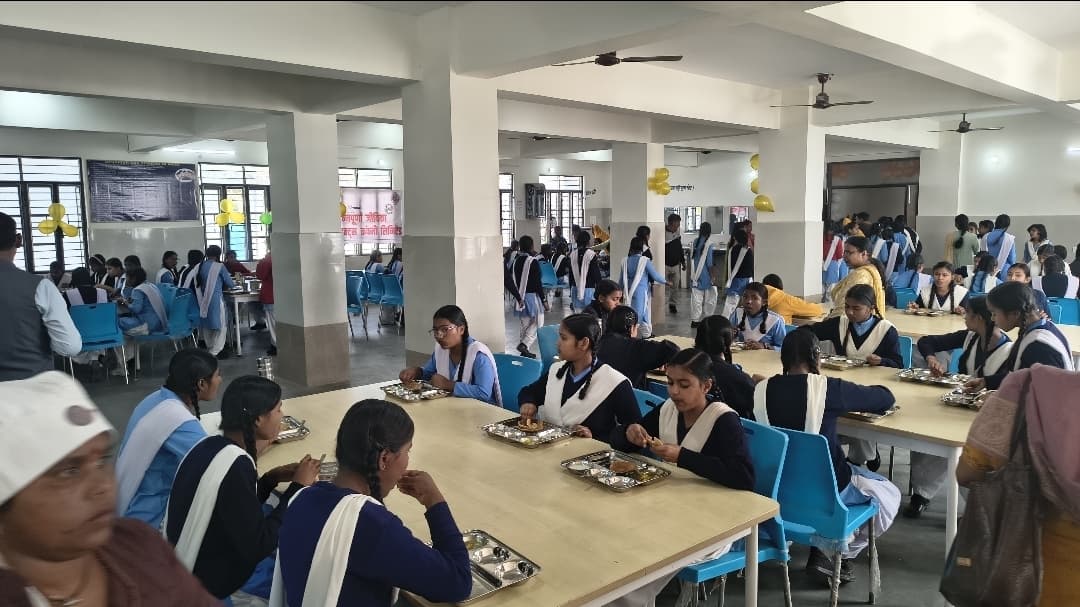 गौरा विद्यालय में दीदी की रसोई का हुआ शुभारंभ