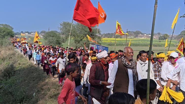 सिन्हा में निकली भव्य शिव बारात, हर-हर महादेव के जयघोष से गूंजा इलाका