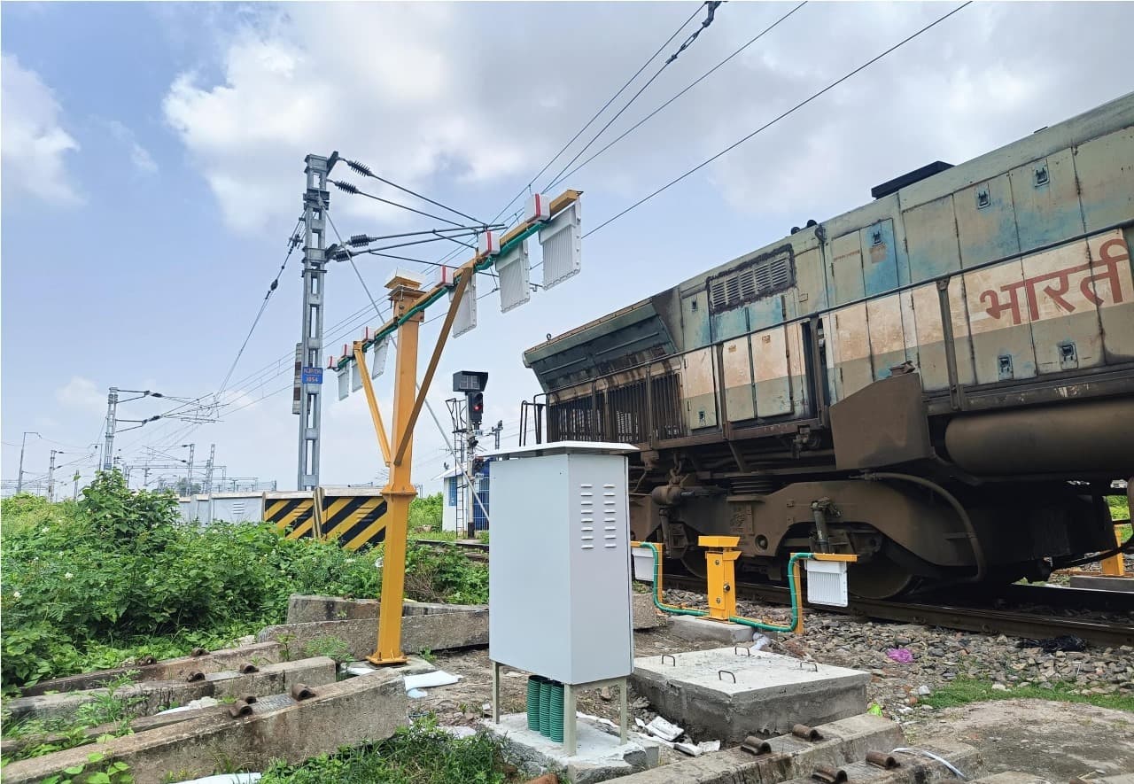 रेलवे ने आधुनिक डिटेक्शन तकनीक के जरिए रेल संरक्षा  को किया सुदृढ़