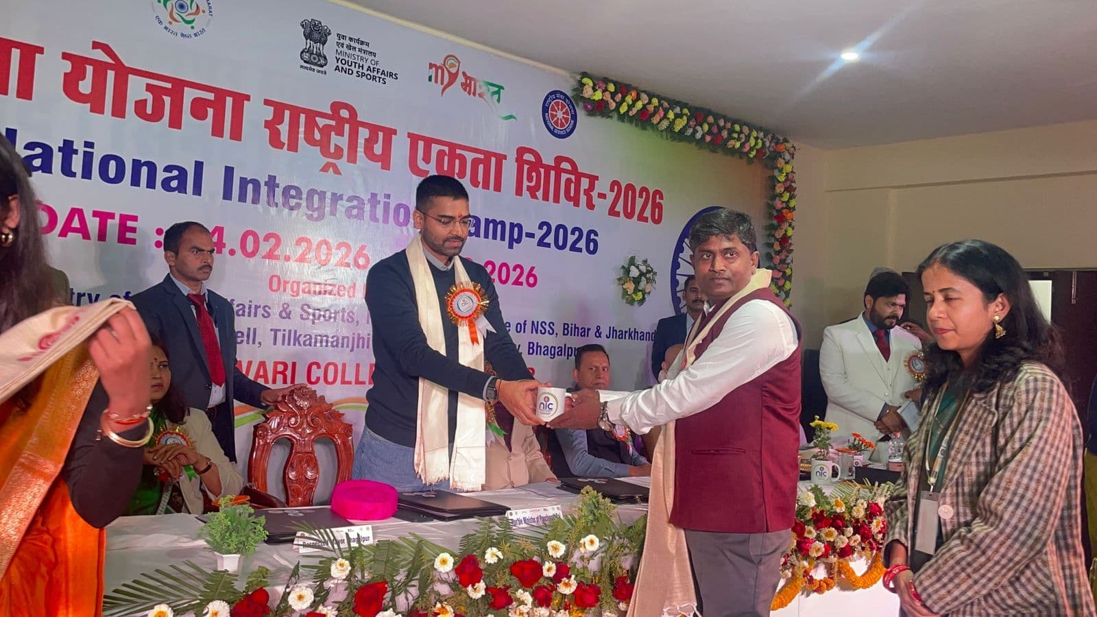 भागलपुर के एनआइसी कैंप में दलनायक के रूप में प्रभाकर को किया गया सम्मानित