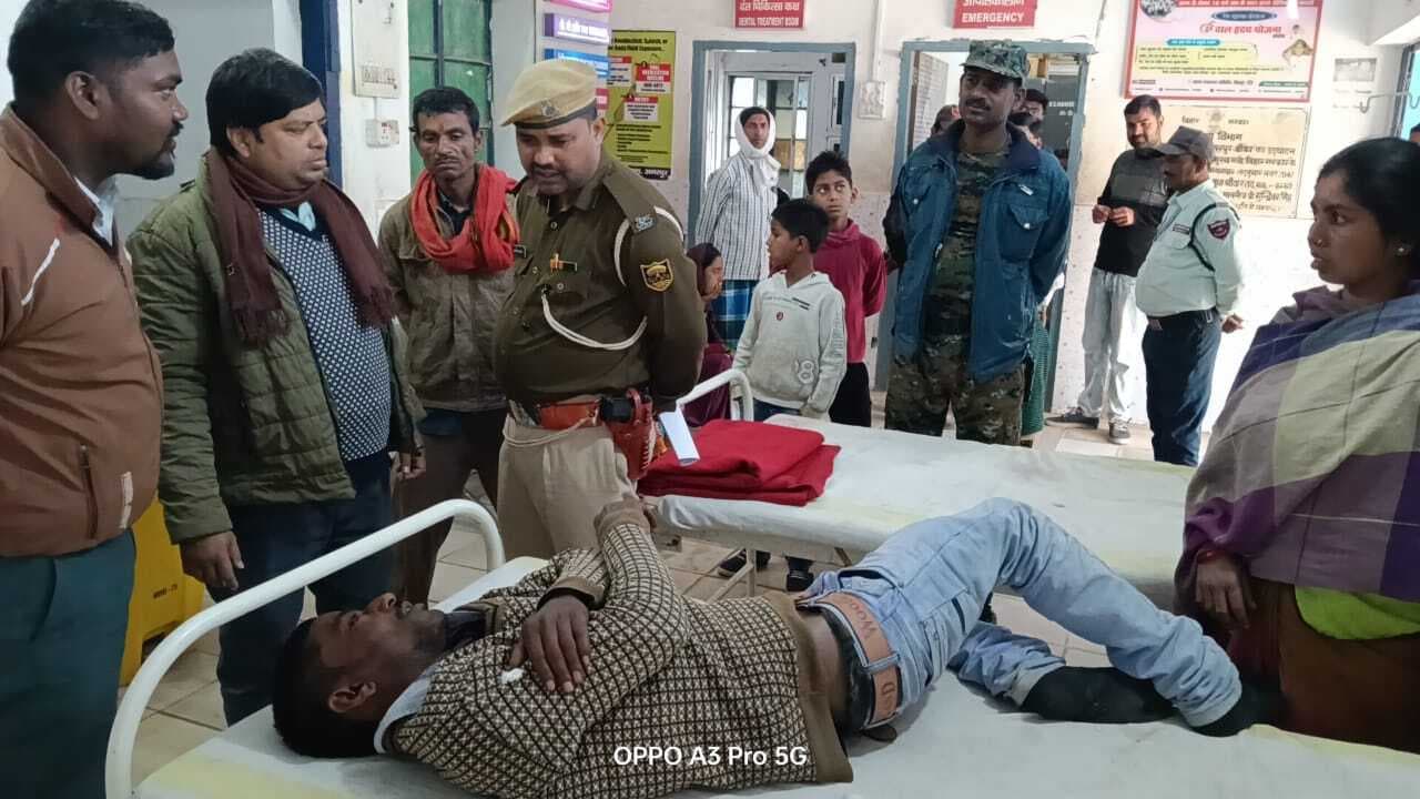 बकाया रुपये के लिए चालक को पीटकर छिना ऑटो