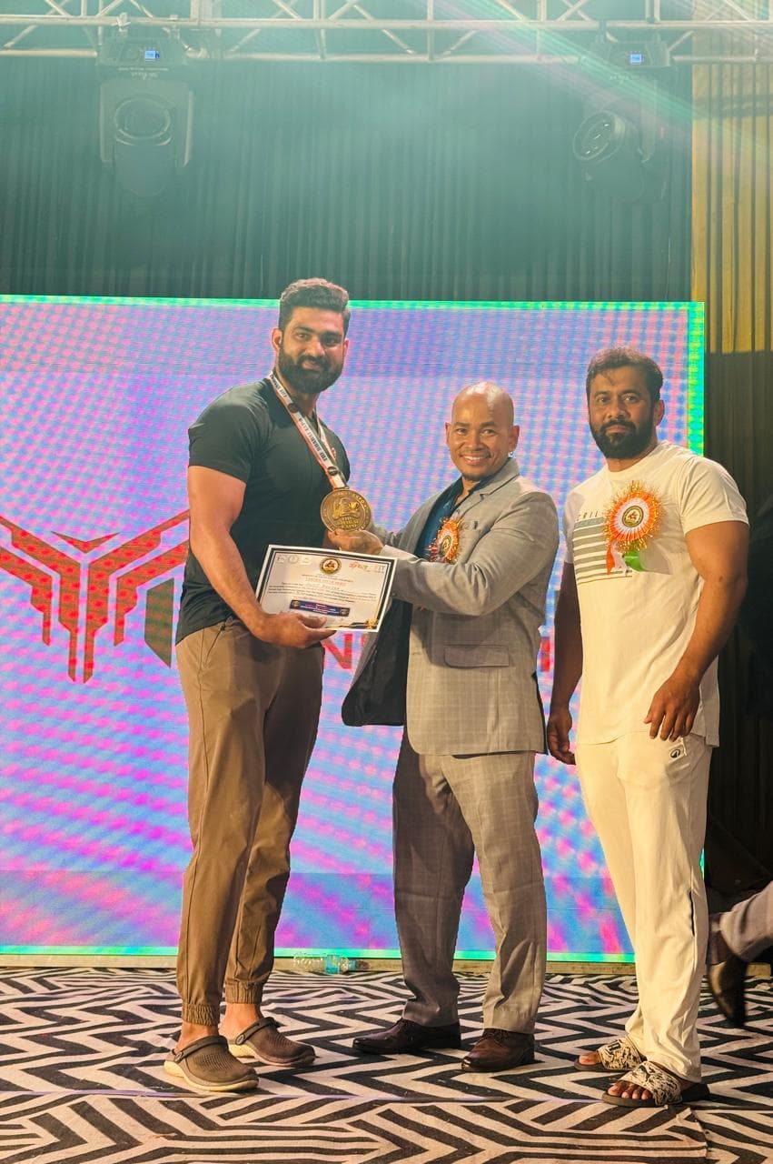 Mohit ranjan won gold medal in deadlift competition : शहर के मोहित रंजन डेड लिफ्ट कंपीटिशन में बने चैंपियन