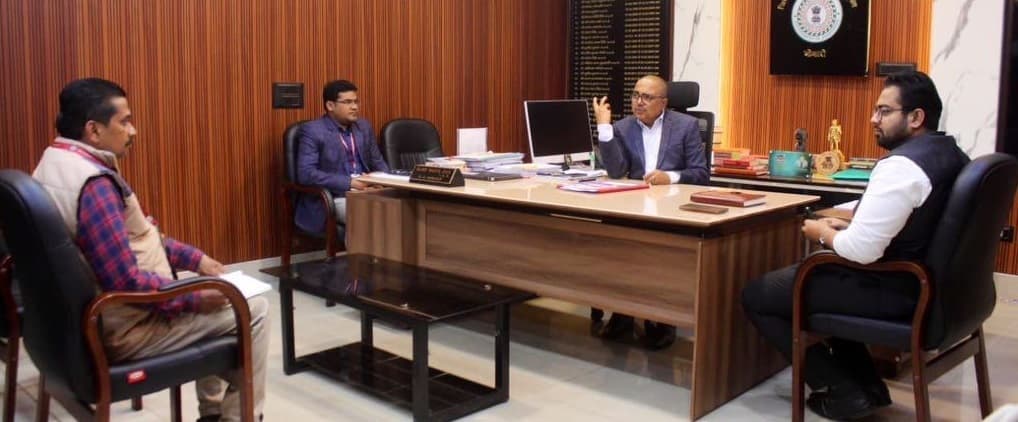 Bokaro News: हाथियों के विचरण प्रबंधन पर हुआ विमर्श, घटना की पुनरावृत्ति पर रोक लगाने की तैयारी