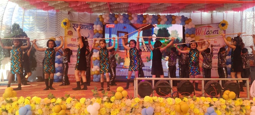 अनुशासन, समर्पण और प्रतिबद्धता के माध्यम से ही शिक्षा में मिलेगी सफलता : एसडीओ