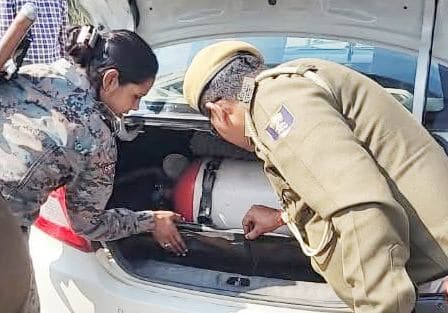 शहर से लेकर गांवों के लिंक रोड तक पुलिस की जांच, 33 गिरफ्तार, 105 लीटर शराब जब्त