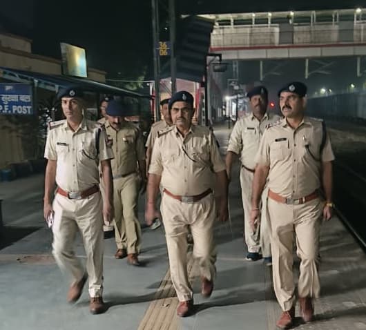 महाशिवरात्रि व होली को लेकर रेलवे ने बढ़ायी निगरानी