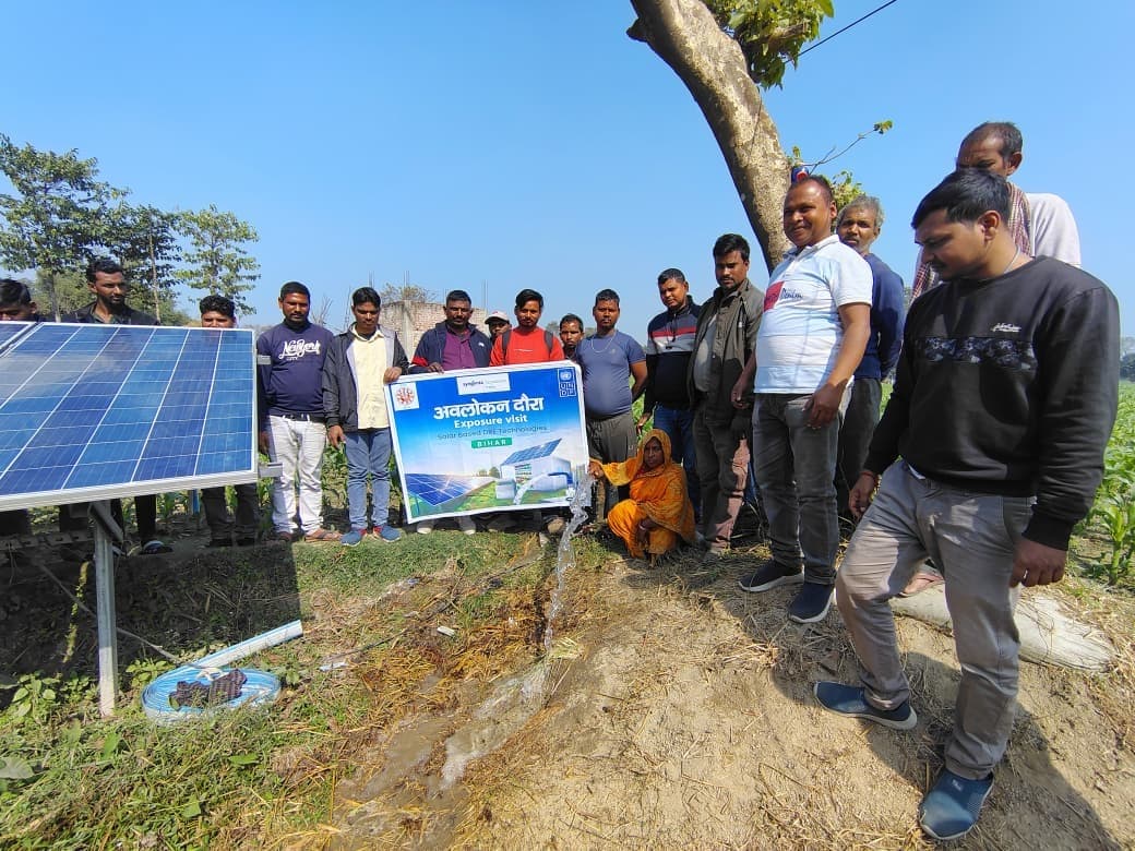 60 से अधिक किसानों को सोलर आधारित तकनीक पर प्रशिक्षण