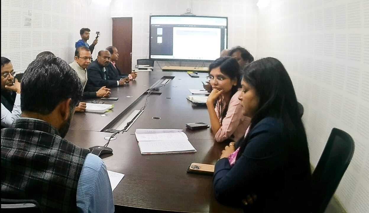 पीठासीन पदाधिकारी तथा मतदान पदाधिकारी का प्रथम रेंडमाइजेशन