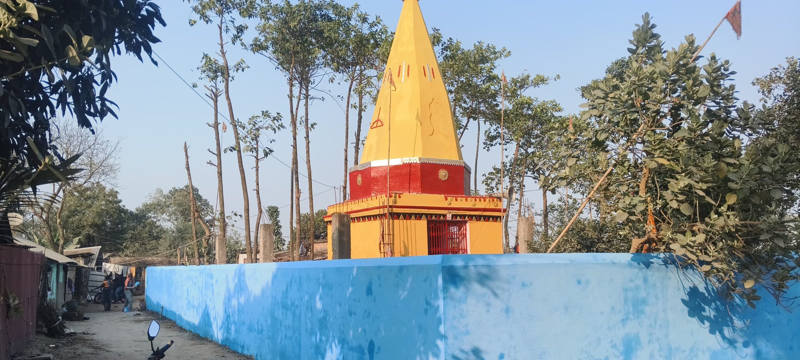 कोलासी शिव मंदिर का रंग-रोगन कार्य शुरू