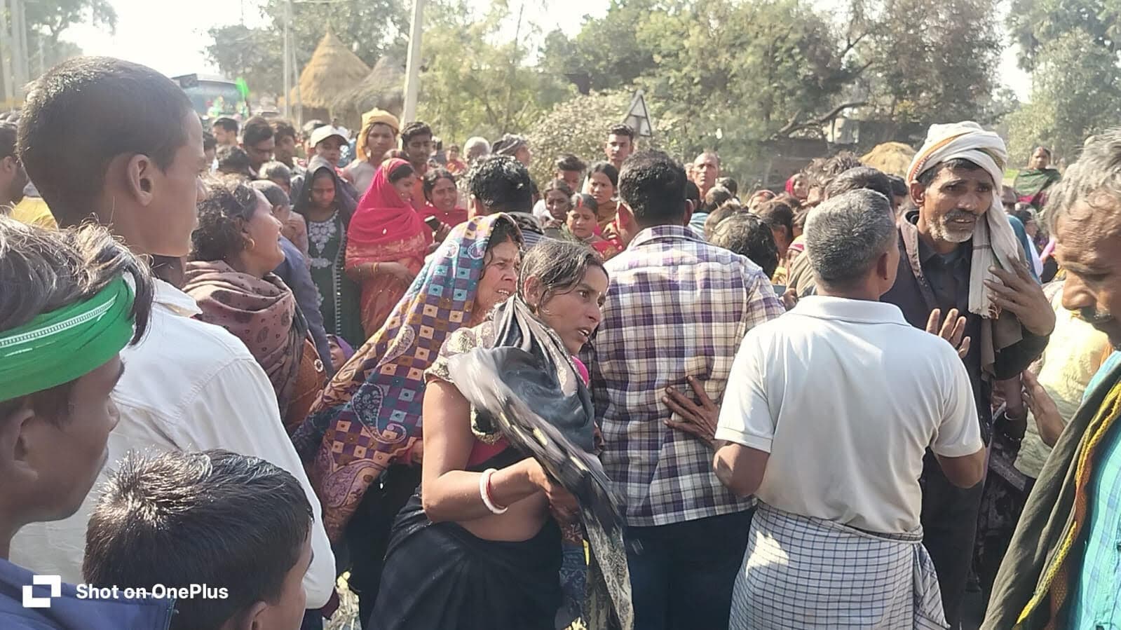 भगवानपुर में युवक की गला दबाकर हत्या, आक्रोशित ग्रामीणों ने जाम की जाम