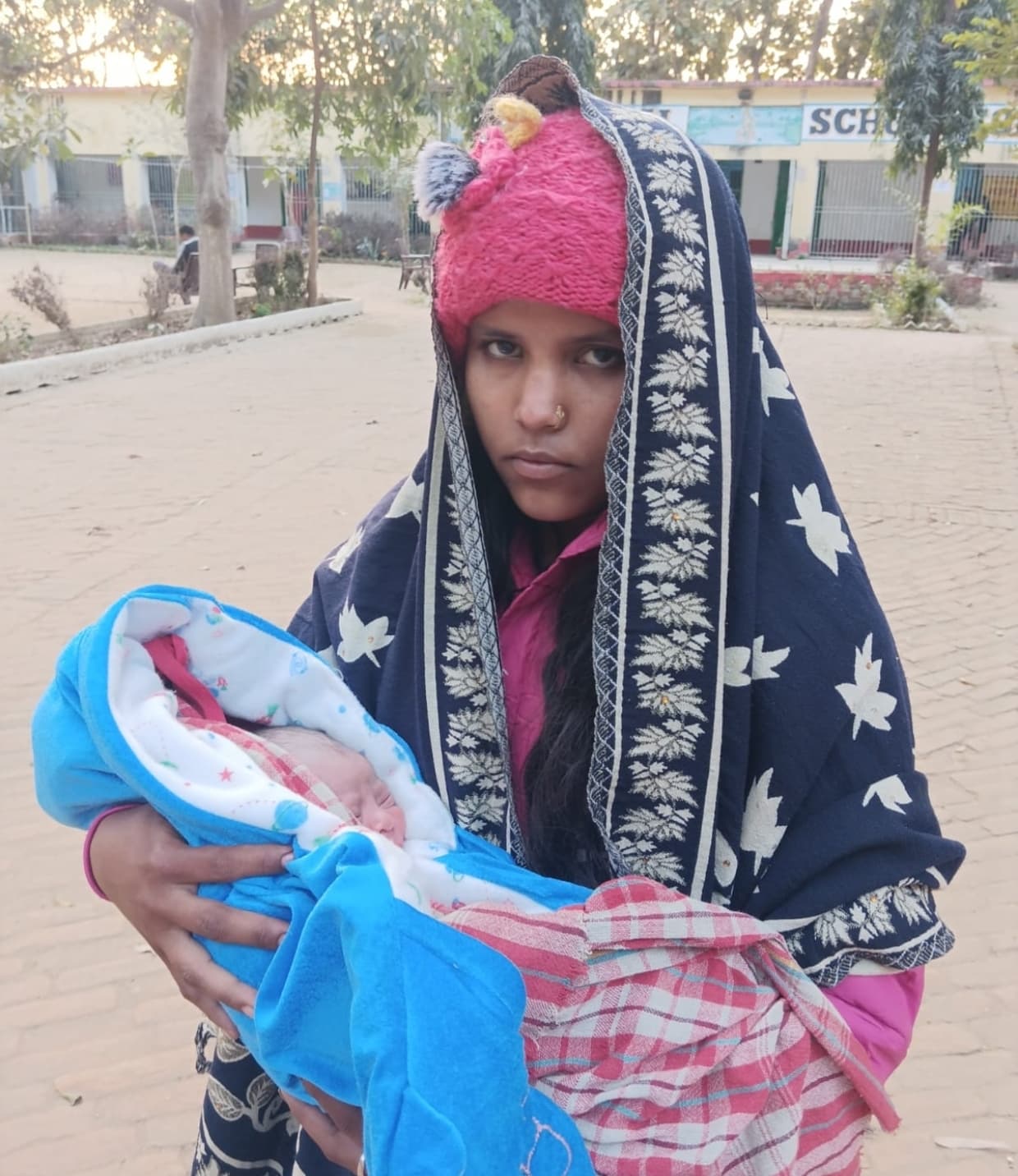 प्रसव के कुछ घंटे बाद ही खुशबू ने दी इंटर की परीक्षा