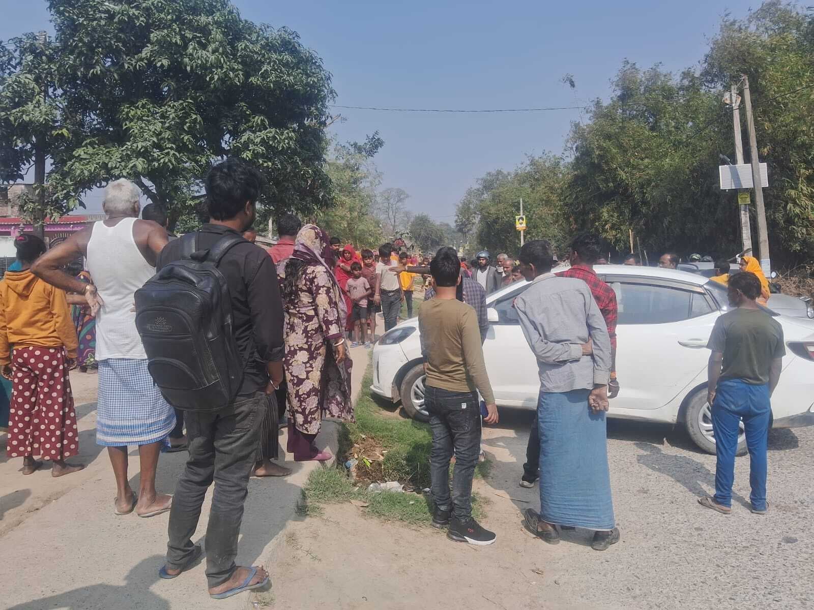 तेज रफ्तार कार की चपेट में आयी पांच वर्षीय बच्ची, हालत गंभीर