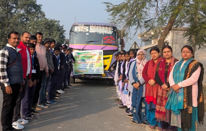 उउवि चपय गंगेली के बच्चों ने किया मंदार का परिभ्रमण