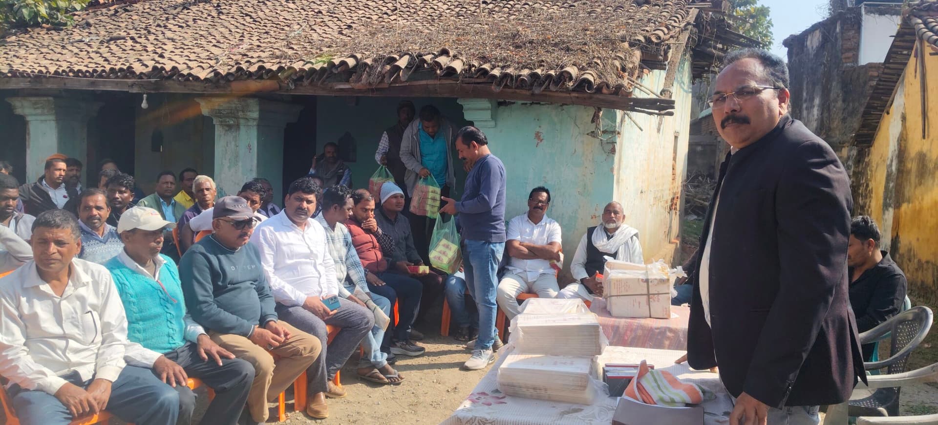 पार्टी में नये कार्यकर्ताओं को जोड़ें : विधायक