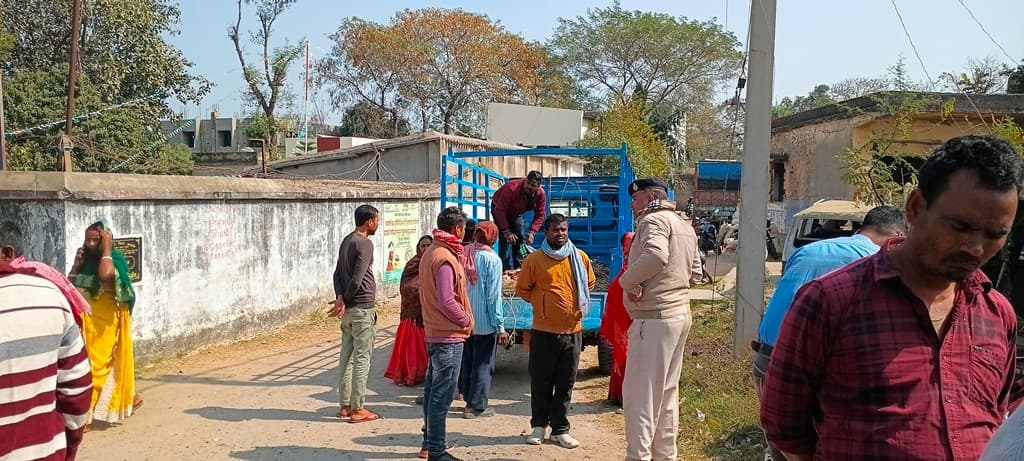 साइकिल सवार की मौत के बाद मां ने कार व चालक पर दर्ज करायी प्राथमिकी