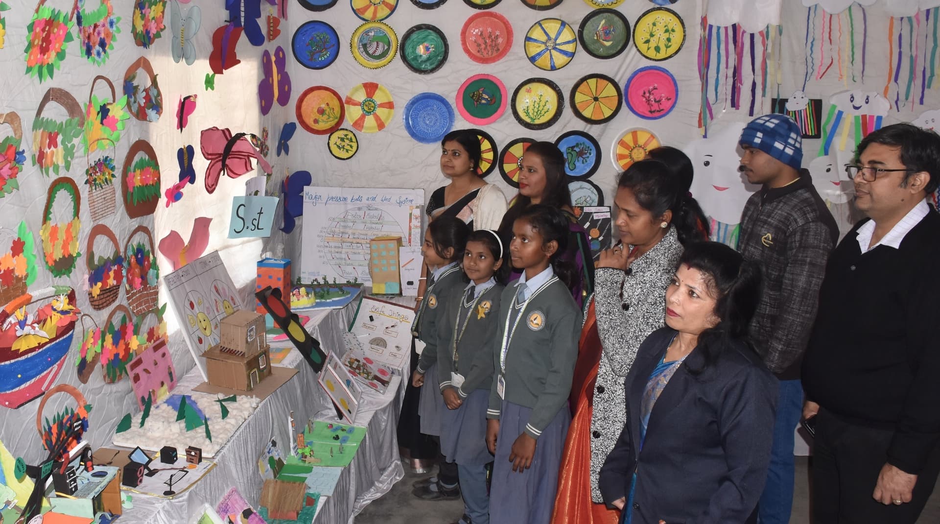 Bokaro News : विज्ञान, कला और क्राफ्ट प्रदर्शनी में बच्चों ने दिखायी अपनी प्रतिभा
