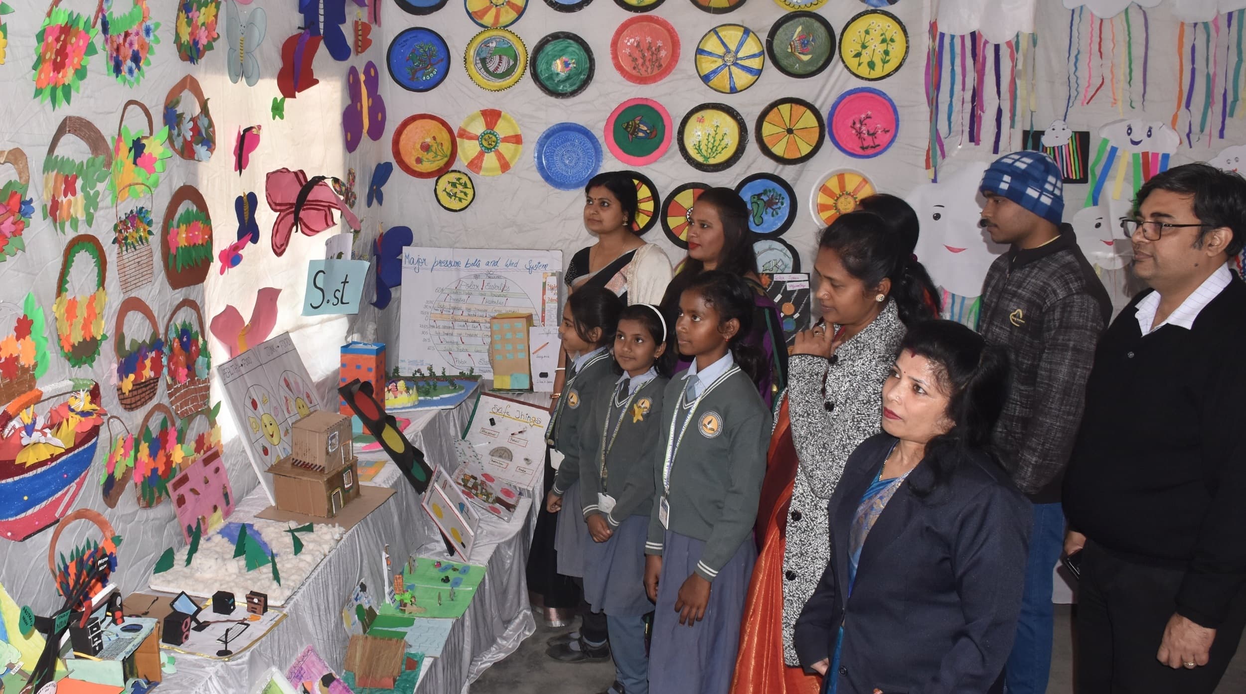 Bokaro News : विज्ञान, कला और क्राफ्ट प्रदर्शनी में बच्चों ने दिखायी अपनी प्रतिभा