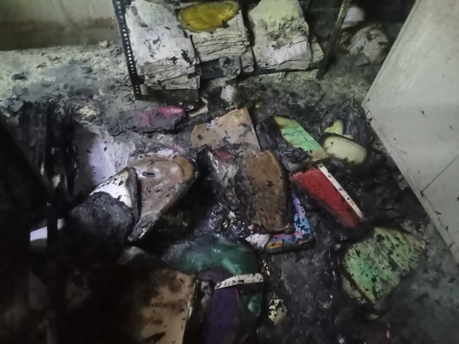 Dhanbad News: गायनी विभाग में लगी आग, वार्ड में धुआं भरने मची अफरातफरी