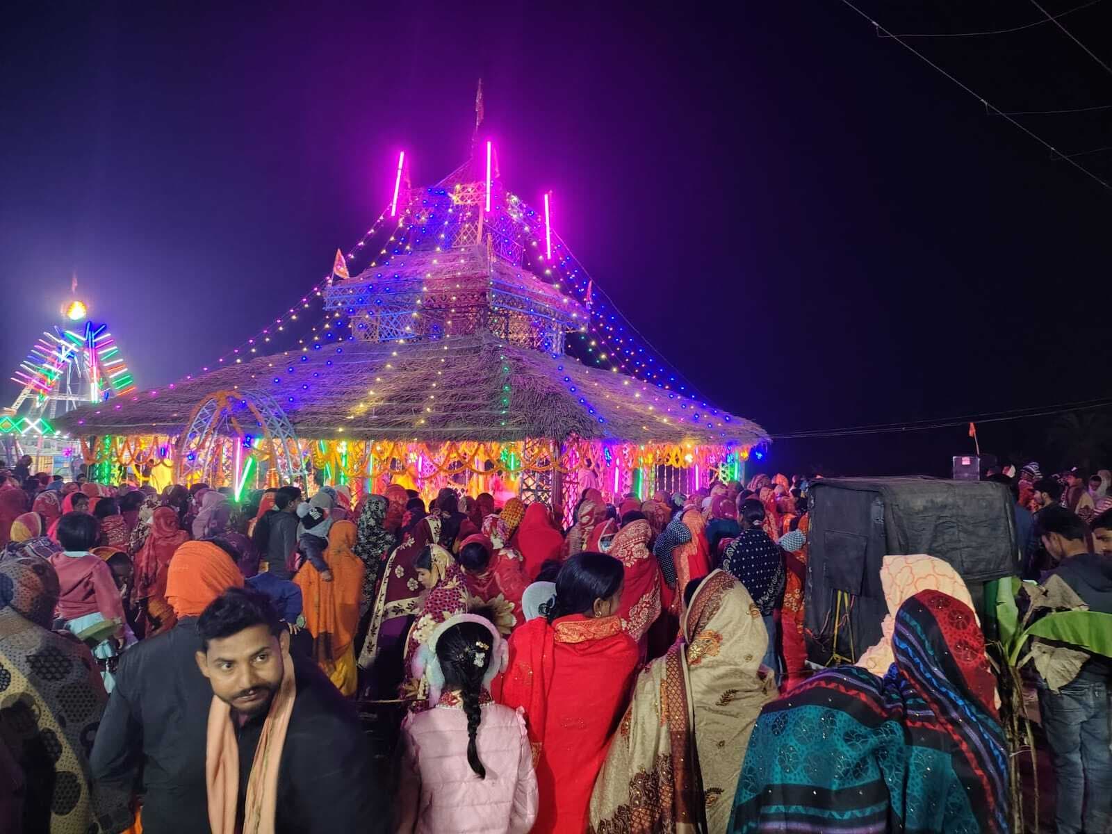 शिव शक्ति महायज्ञ के तीसरे दिन श्रद्धालुओं ने की पूजा-अर्चना