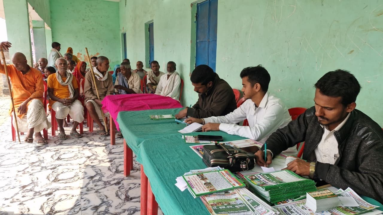 आयुर्वेद चिकित्सा परामर्श शिविर में सैकड़ों मरीजों को मिला लाभ