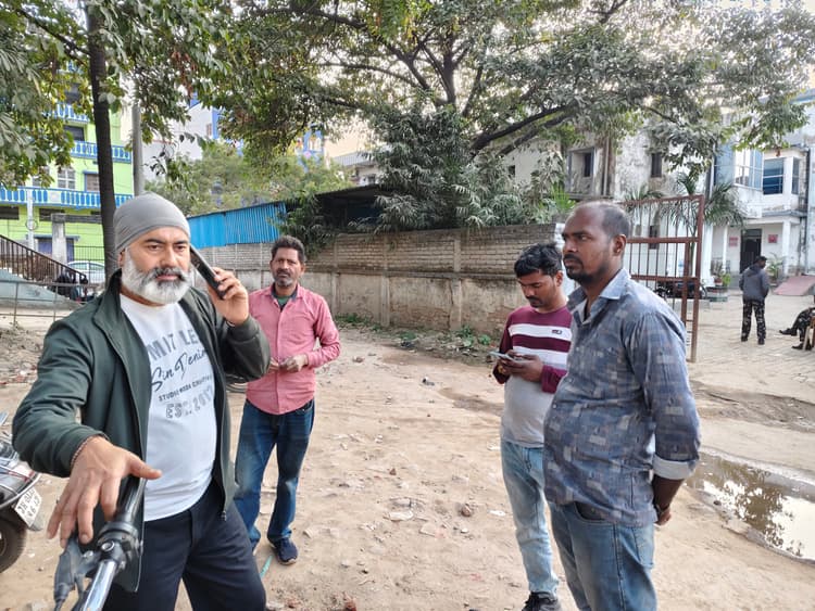 घर में पंखे की कुंडी से लटका मिला आर्मी जवान का शव, सनसनी