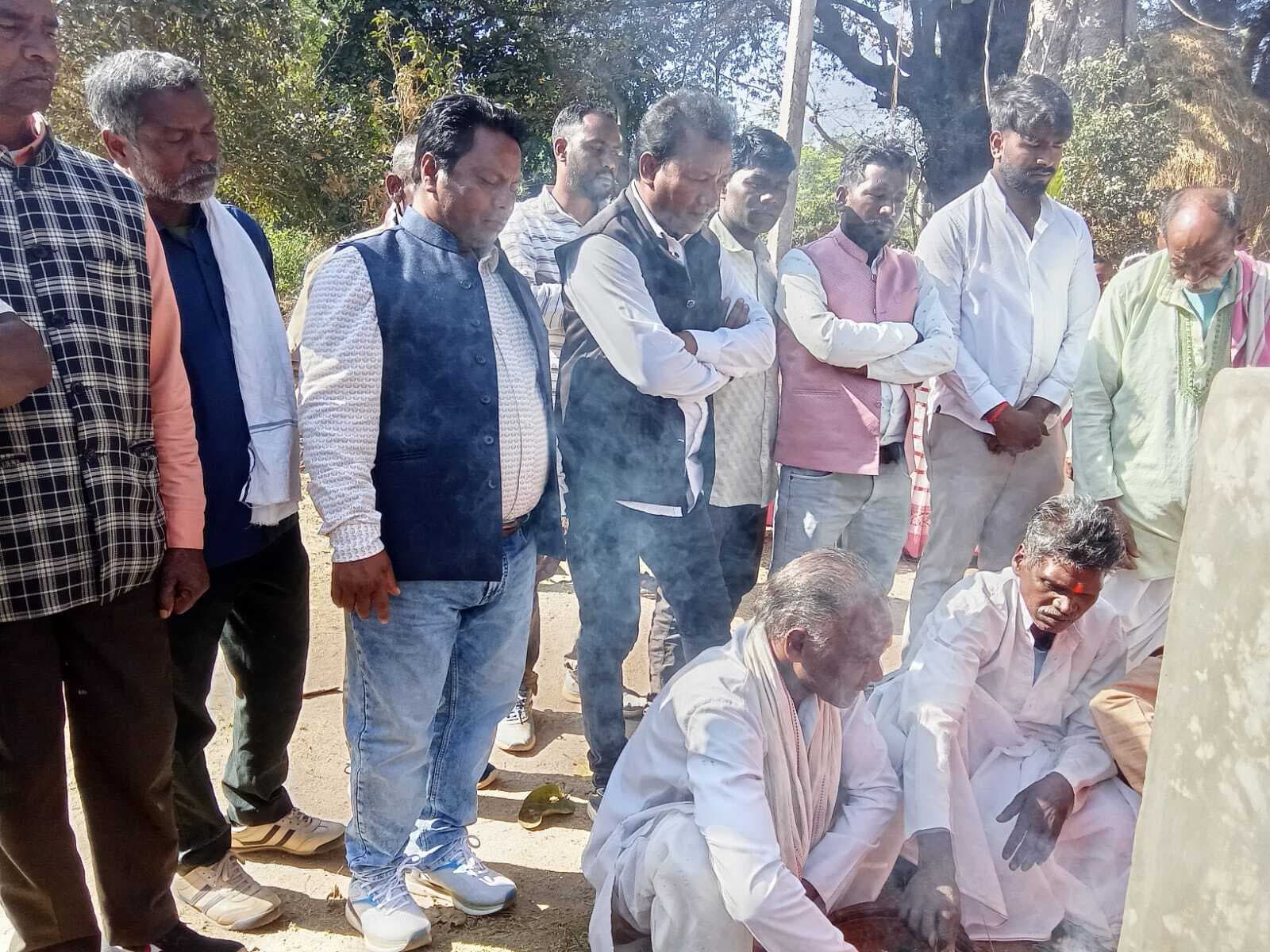 चेक डैम का विधायक ने किया शिलान्यास