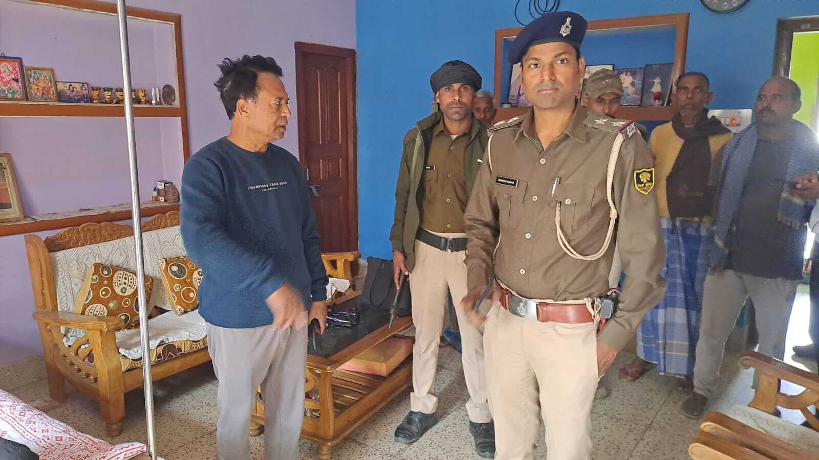 खाली मकान को बनाया निशाना, ग्रिल व दरवाजे तोड़कर आठ हजार कैश की चोरी