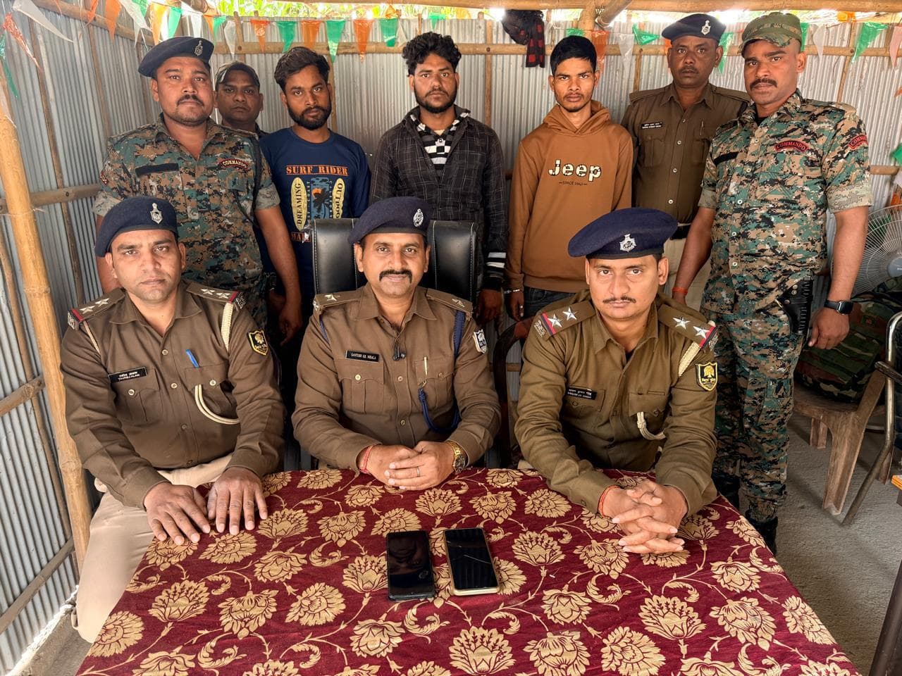 लूट की दो घटनाओं का खुलासा, तीन आरोपित गिरफ्तार