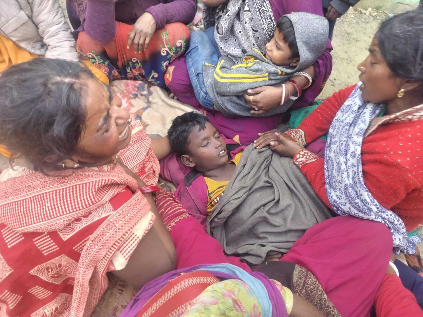 जमीन विवाद में बालक की गला दबाकर हत्या, परिजनों में मची चीख पुकार