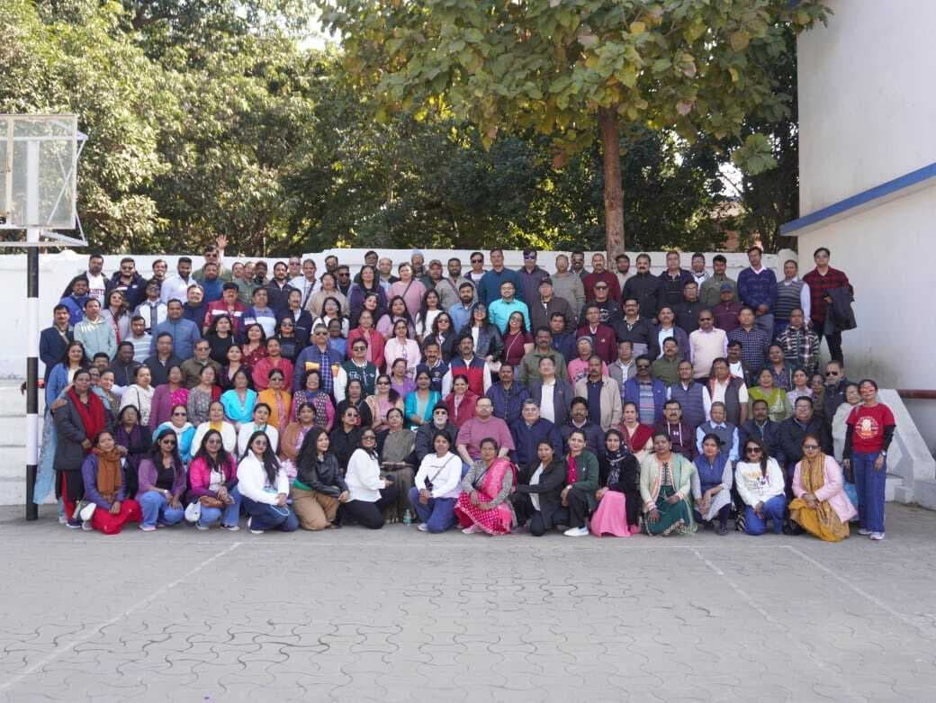 डॉन बॉस्को एकेडमी परिवार ने मनाया आनंदोत्सव