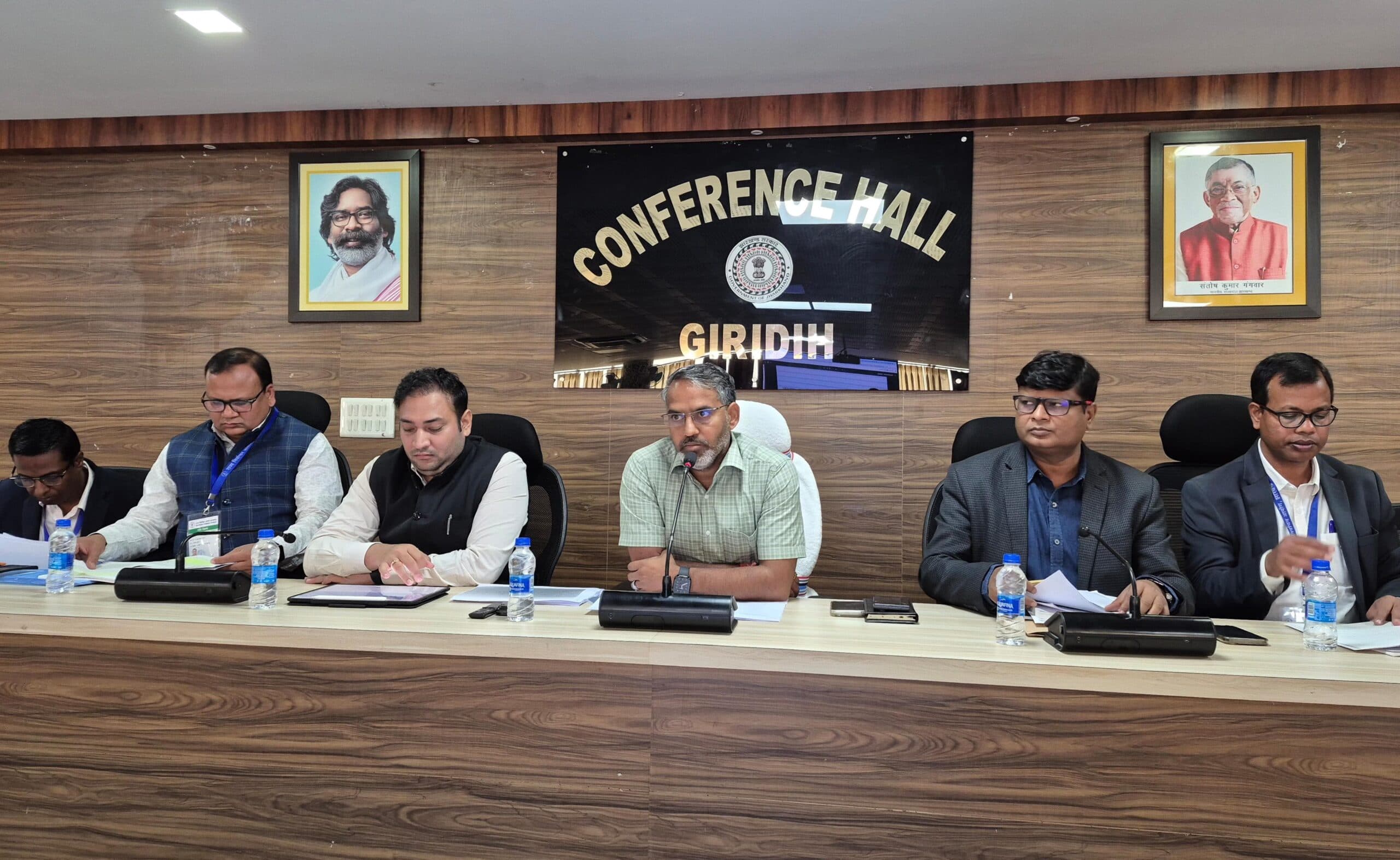 Giridih News :आदर्श आचार संहिता का उल्लंघन करने वालों पर होगी कार्रवाई : डीसी