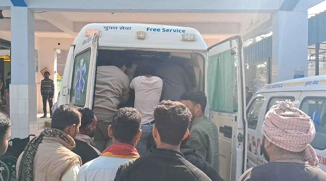 बाइक की टक्कर से साइकिल सवार गंभीर रूप से घायल