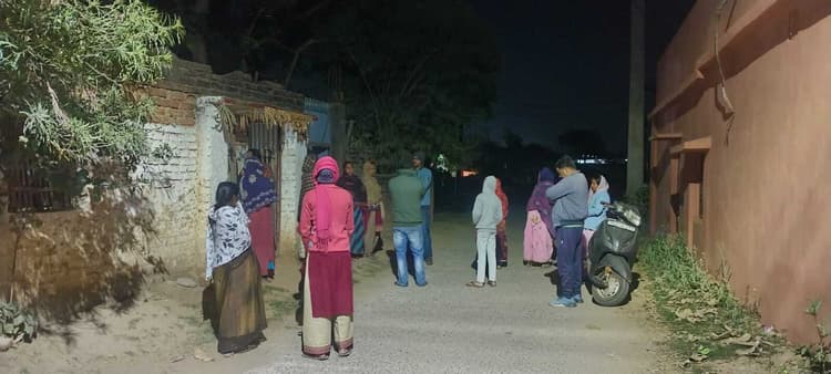 तालाब के किनारे खेलने के दौरान बच्चे का पैर फिसला, गहरे पानी में डूबने से मौत