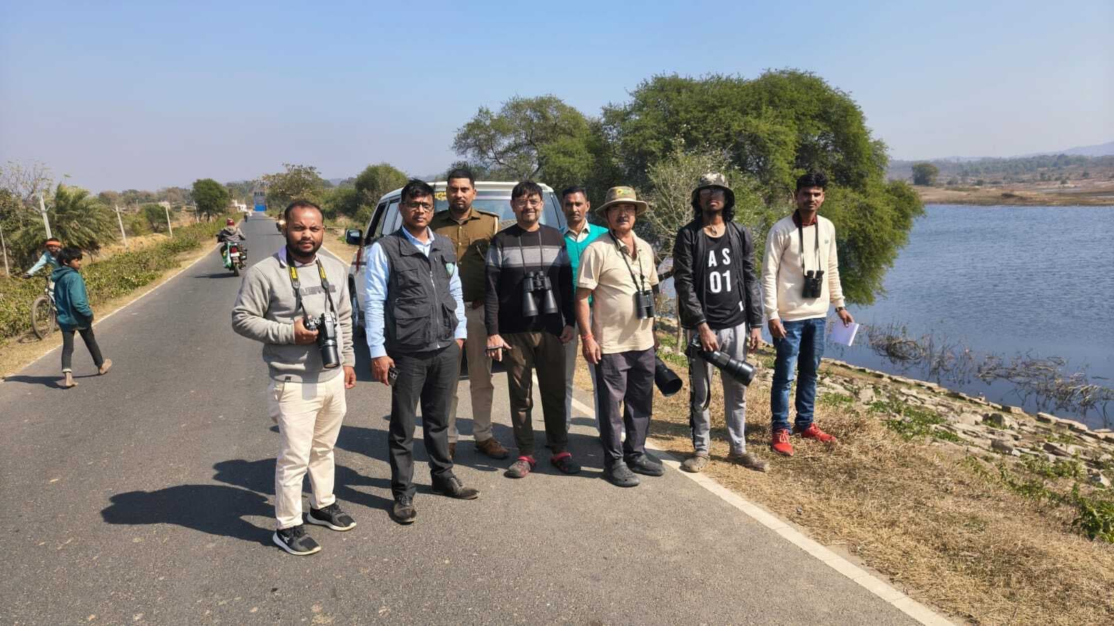 नकटी में छह हजार मेहमानों के साथ तीन प्रवासी शिकारी व नागी में मिले दो दुर्लभ पक्षी