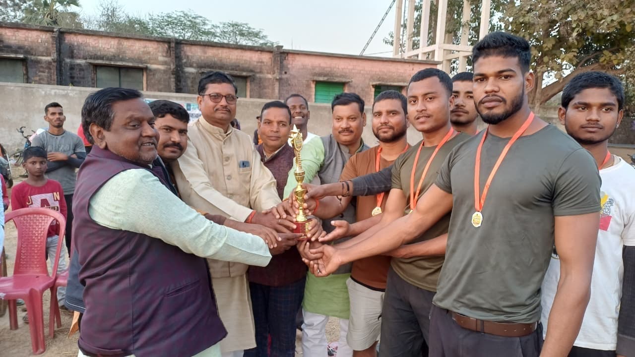 फाइनल मैच में खड़ाइच की टीम 3-0 विजयी