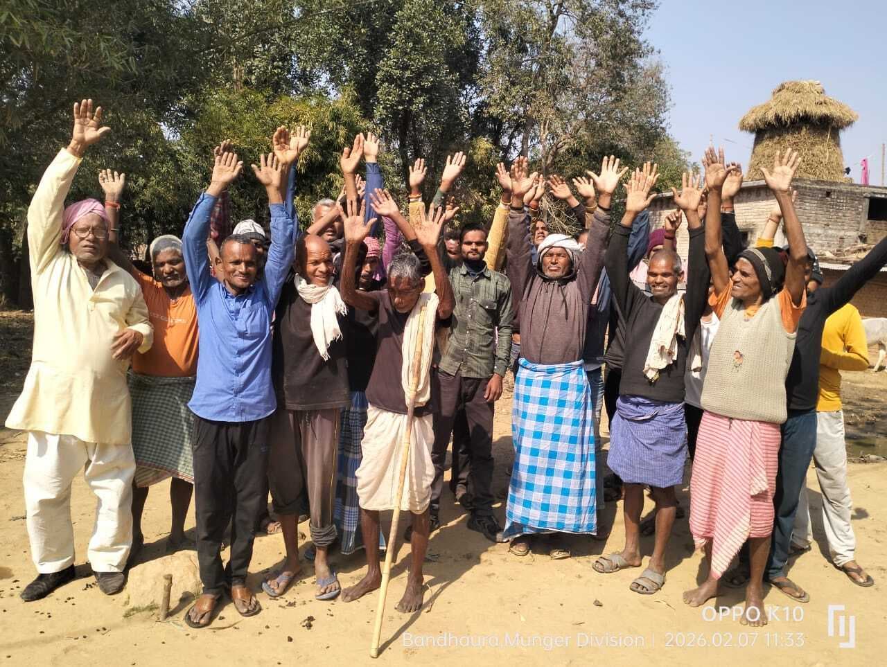 उपजाऊ भूमि को बचाने के लिए किसानों ने किया प्रदर्शन