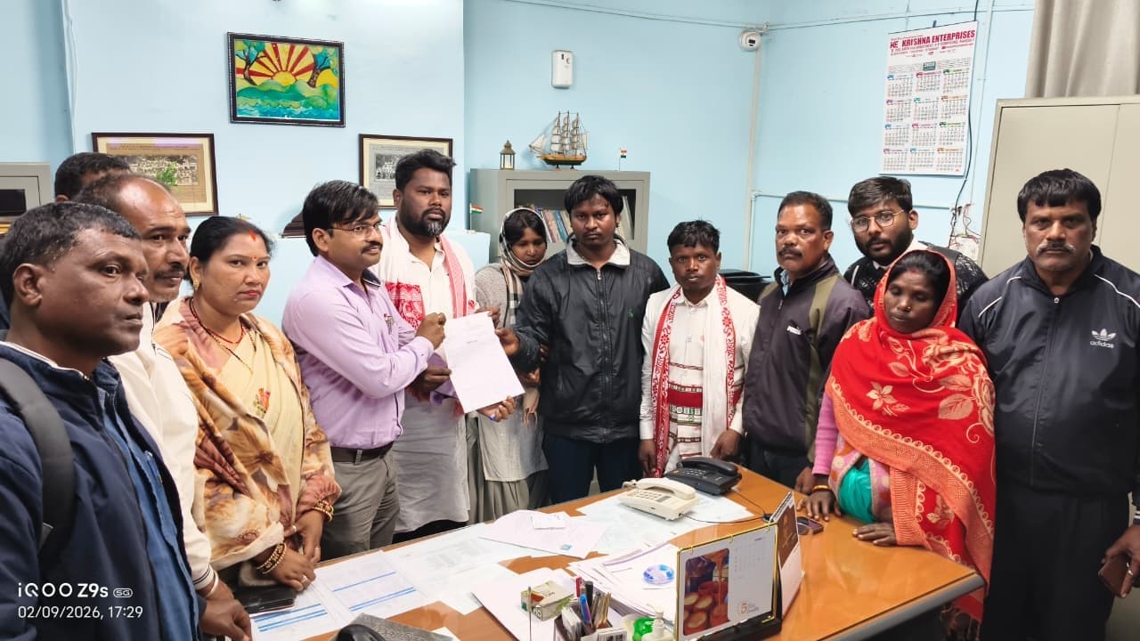 सीआइपी के मुख्य गेट पर शव रखकर दिया धरना