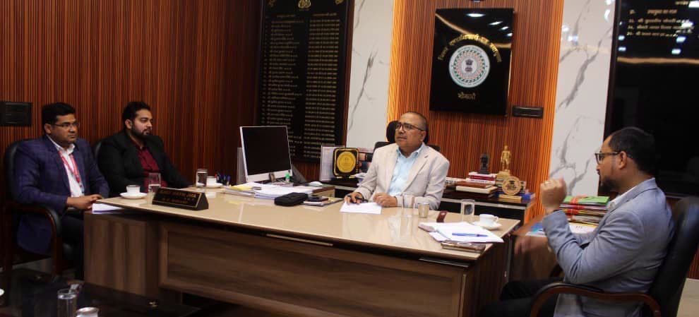 Bokaro News: हाथियों के झुंड को रोकने के लिए लगाये जायेंगे बांस और वनस्पति के पौधे