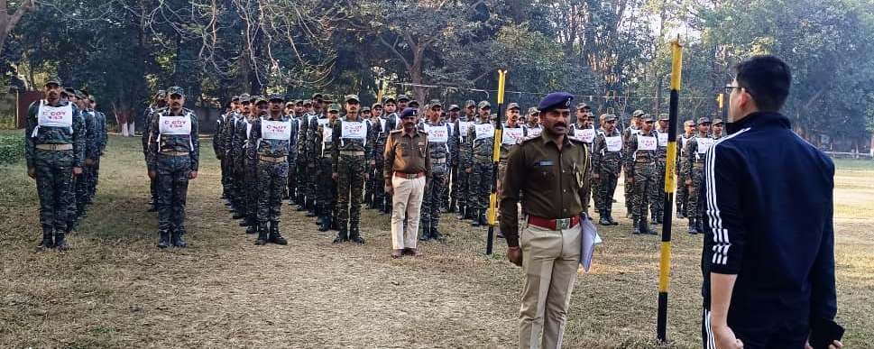 प्रशिक्षु पुलिसकर्मियों ने ऑब्स्टेकल टेस्ट में अपनी शारीरिक दक्षता का किया प्रदर्शन