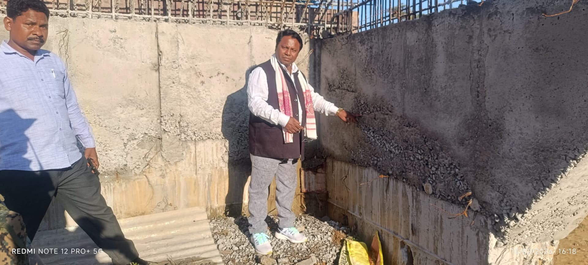 पुल निर्माण कार्य का विधायक ने किया निरीक्षण
