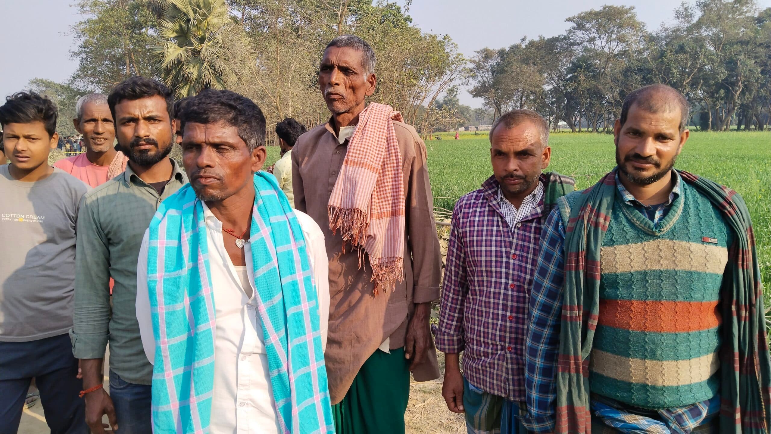 मवेशी व्यापारी से हवाई फायरिंग कर एक लाख 35 हजार की लूट