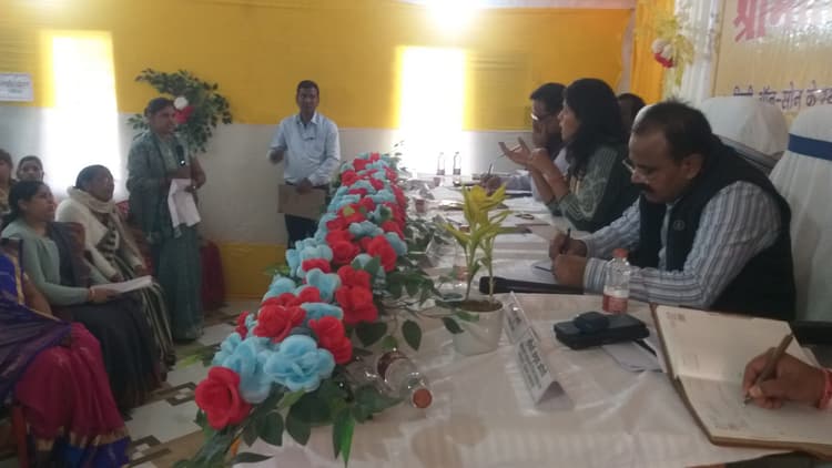 खराब चापाकल व नल जल को लेकर विभाग के टोल फ्री नंबर पर करें शिकायत : डीएम