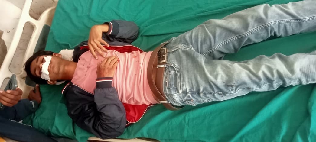 ठाकुरगंगटी में मोटरसाइकिल की आमने-सामने टक्कर, दो घायल