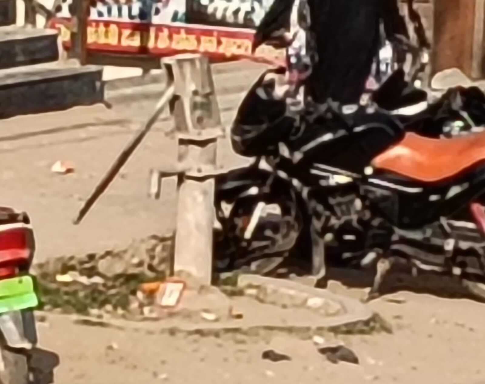 अधिकारियों की बेरुखी से कई मुहल्लों में जवाब देने लगे हैंडपंप, नलजल का भी बुरा हाल